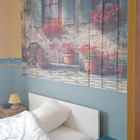 A La Campagne ,au Soleil Levant