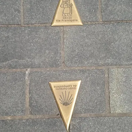 A La Campagne ,au Soleil Levant